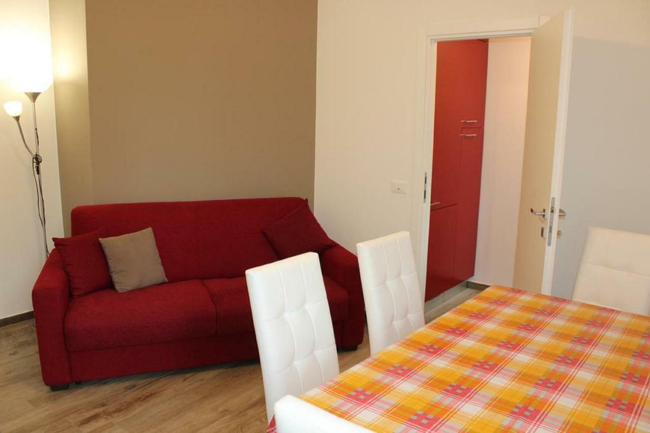 Light & Colours Apartment Bologna Eksteriør bilde